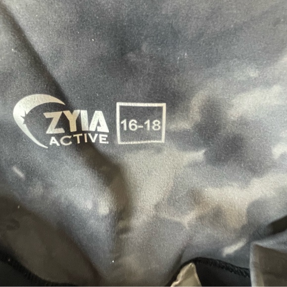 Zyia Active Black Gray Hendrix Brilliant Hi-Rise Ankle Length Legging Size 16-18 - Picture 8 of 8